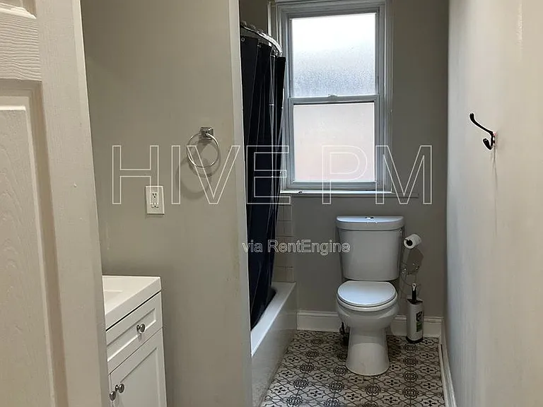 611 E Mitchell Ave #2 — Photo 16