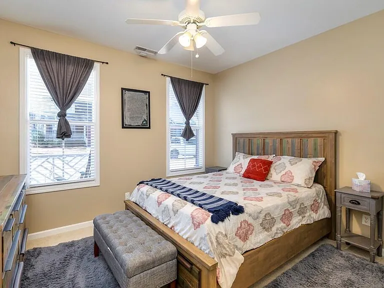 3200 Mayflower Ln — Photo 12