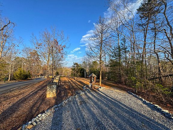 5th image of 53 Pretty Creek Ln