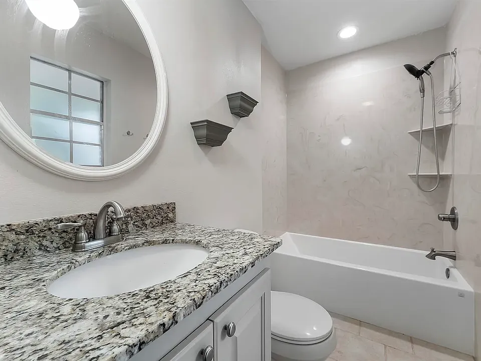 12115 Elva Dr