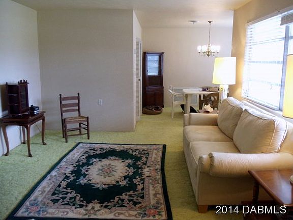 3rd image of 161 Longwood Dr