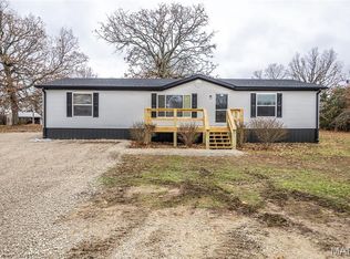 25305 Ranch Dr, Lebanon, MO 65536