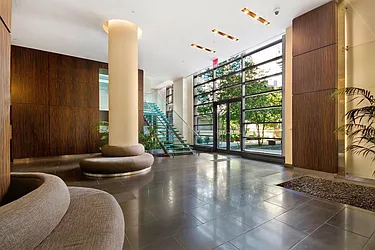 Rented by LEVEN Real Estate