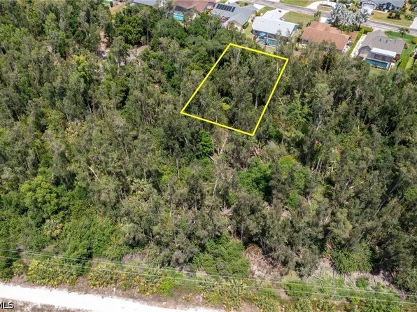 Tropicana Ave, Estero, FL 33928