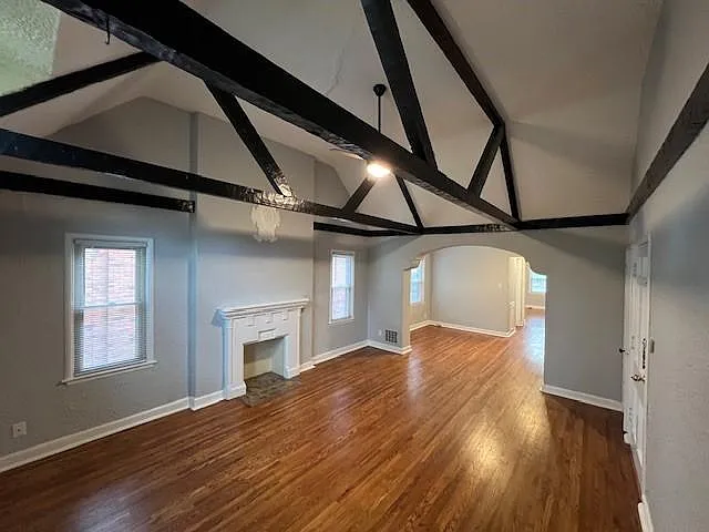 1 bed, 850 sqft, $1,795 — Photo 4