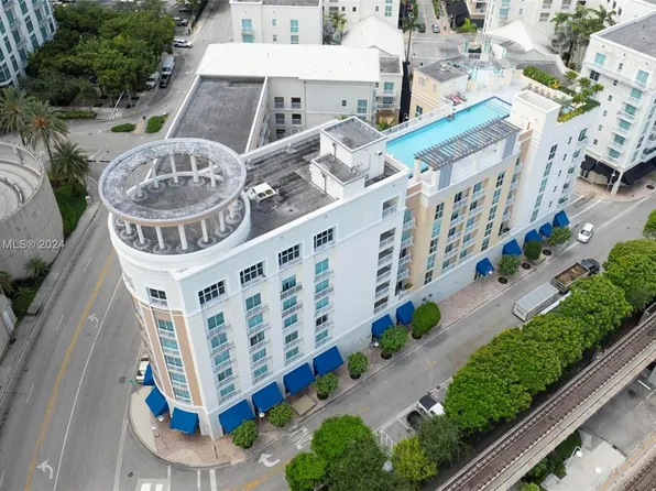7275 SW 90th Way APT 304, Miami, FL 33156