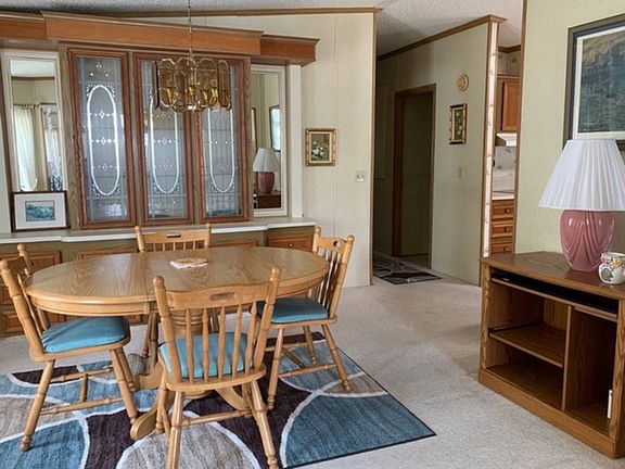 5th image of 4553 Alpine Dr