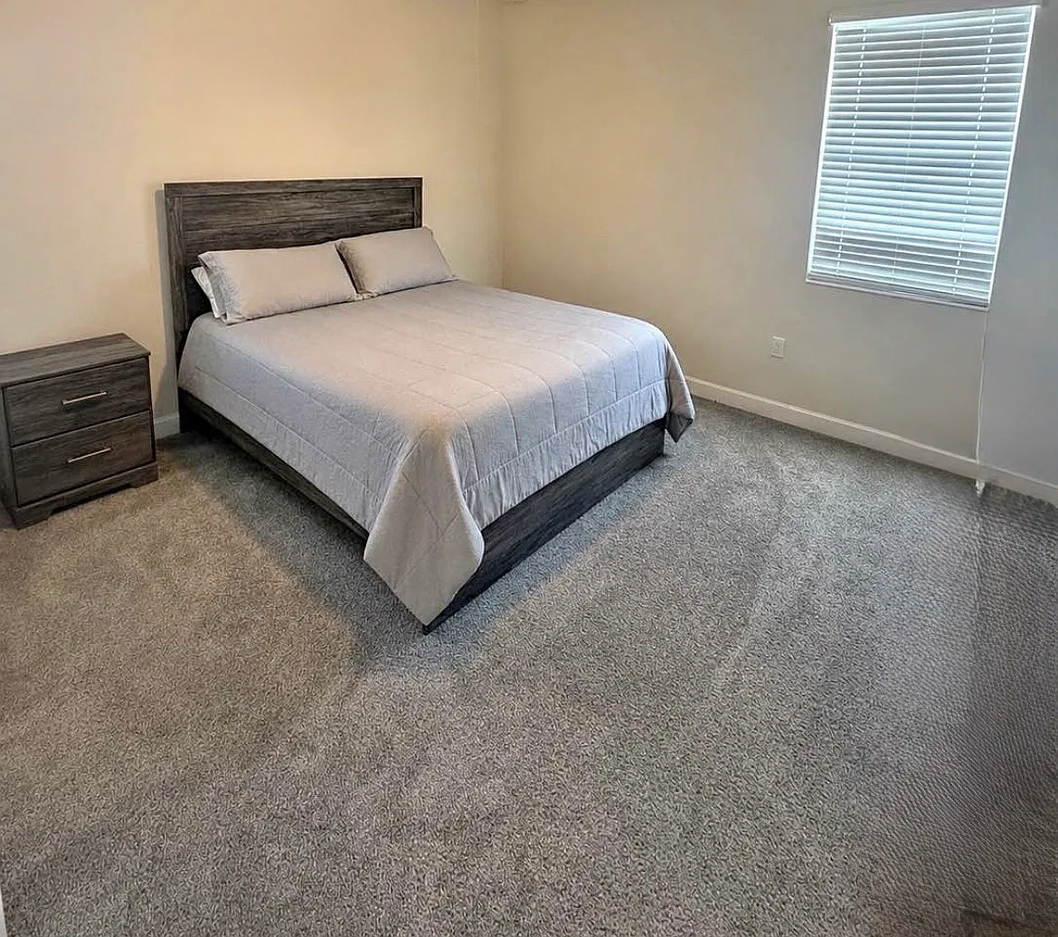 2 bed, 1200 sqft, $800 — Photo 4
