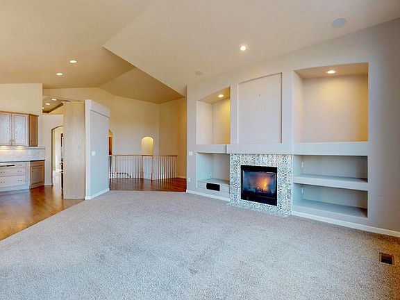 2nd image of 2152 River West Dr