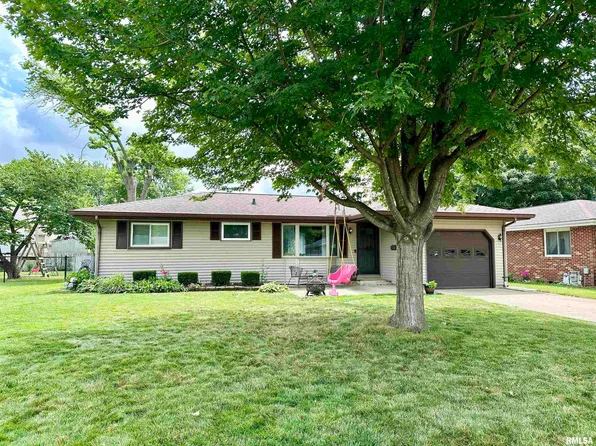 1400 S Clay Ave, Jacksonville, IL 62650