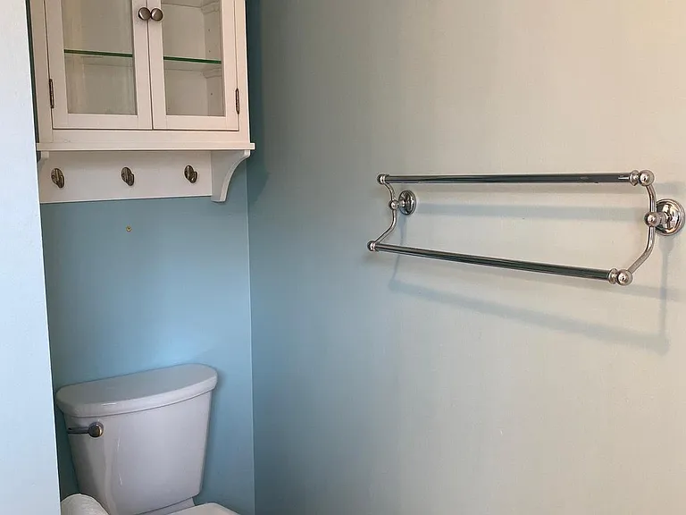 4 Kensington Ct — Photo 24