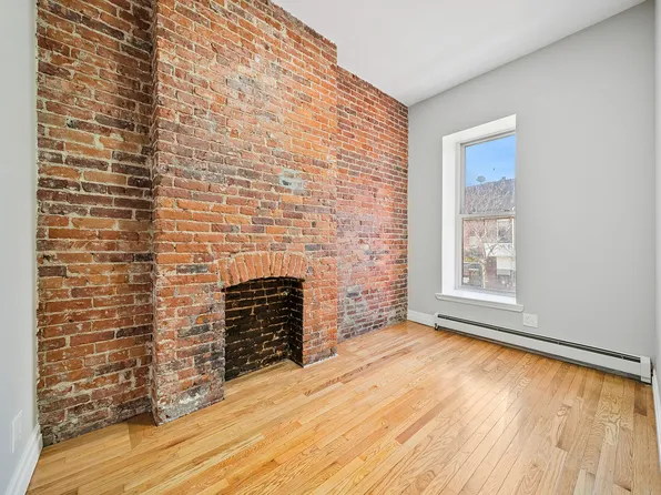 1039 Bedford Avenue image 1 of 8