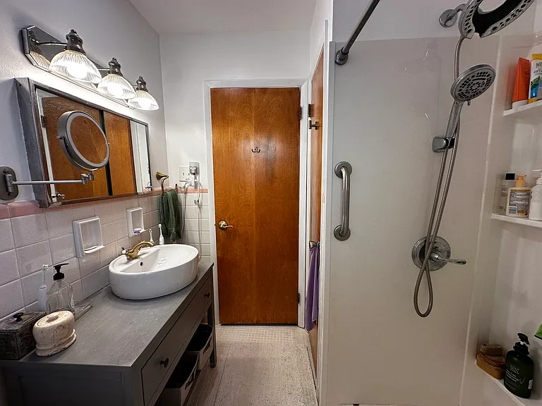 9488 Conklin Ave — Photo 15
