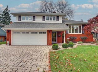 2026 Irwin Ave, Park Ridge, IL 60068