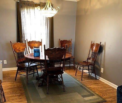 5th image of 1199 Farrington Ln