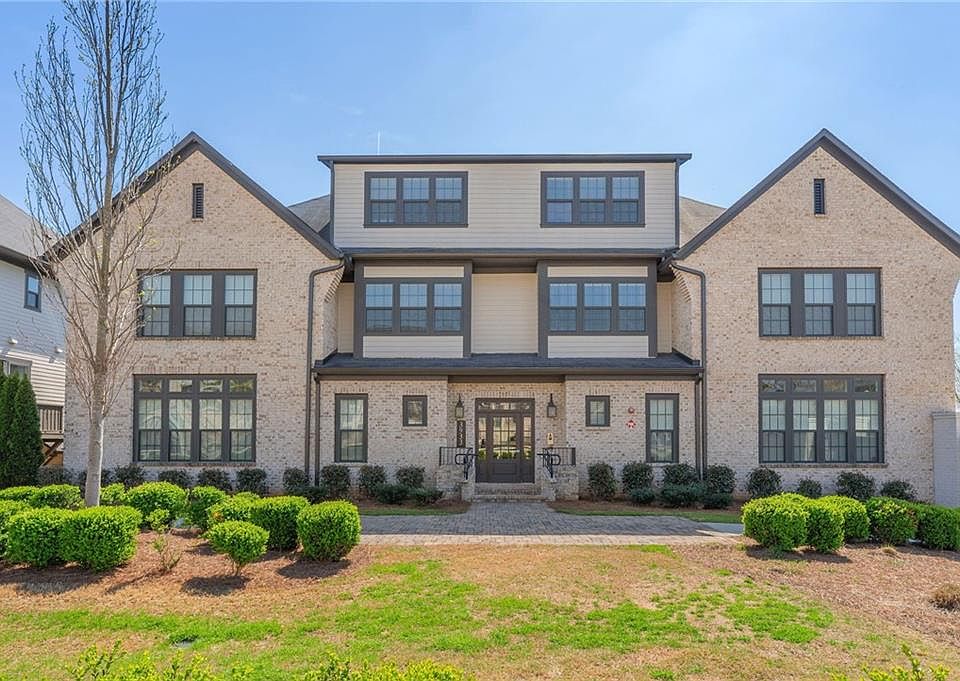 1st image of 3933 Danube Ln #224