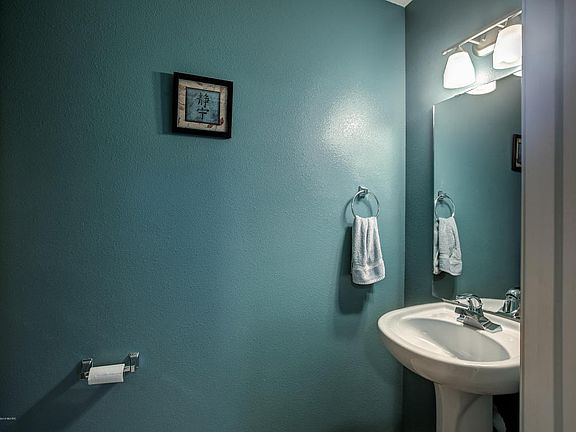 4th image of 1624 Crescent Pointe Dr SE