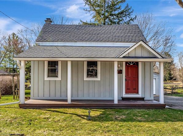 25 Barnabas St, Hamilton, ON L0R 1T0