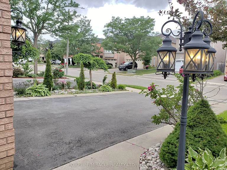6 Sweet Briar Ln — Photo 3