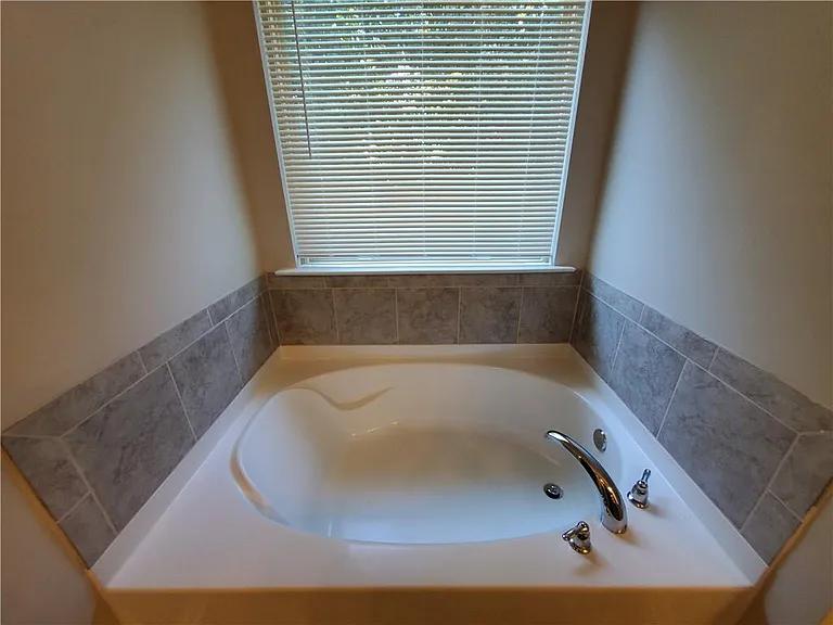 165 Canvas Ives Dr — Photo 17