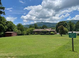 14 Three J Ln, Swannanoa, NC 28778