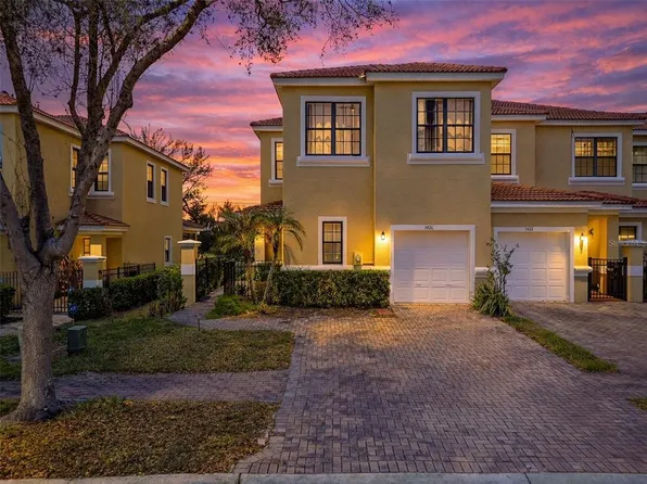 1426 Pacific Rd, Poinciana, FL 34759