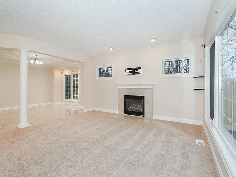 3729 Edgehill Dr — Photo 36