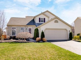 1059 Evadell Dr, Lewis Center, OH