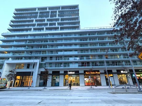 6328 No 3 Rd #820, Richmond, BC V6Y 2B2