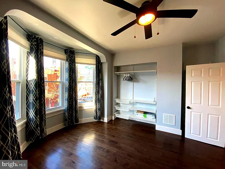 1457 N Corlies St — Photo 30