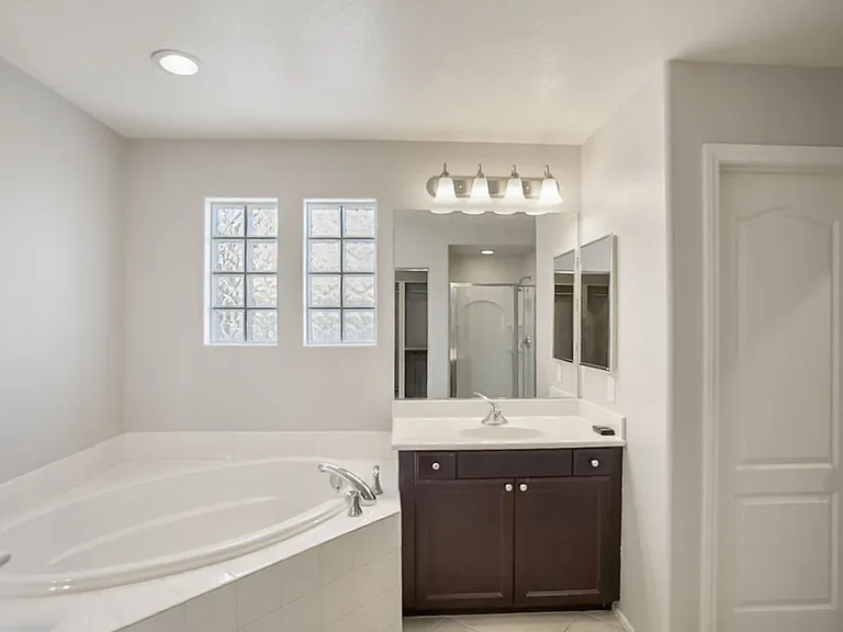 3640 Breman St — Photo 23
