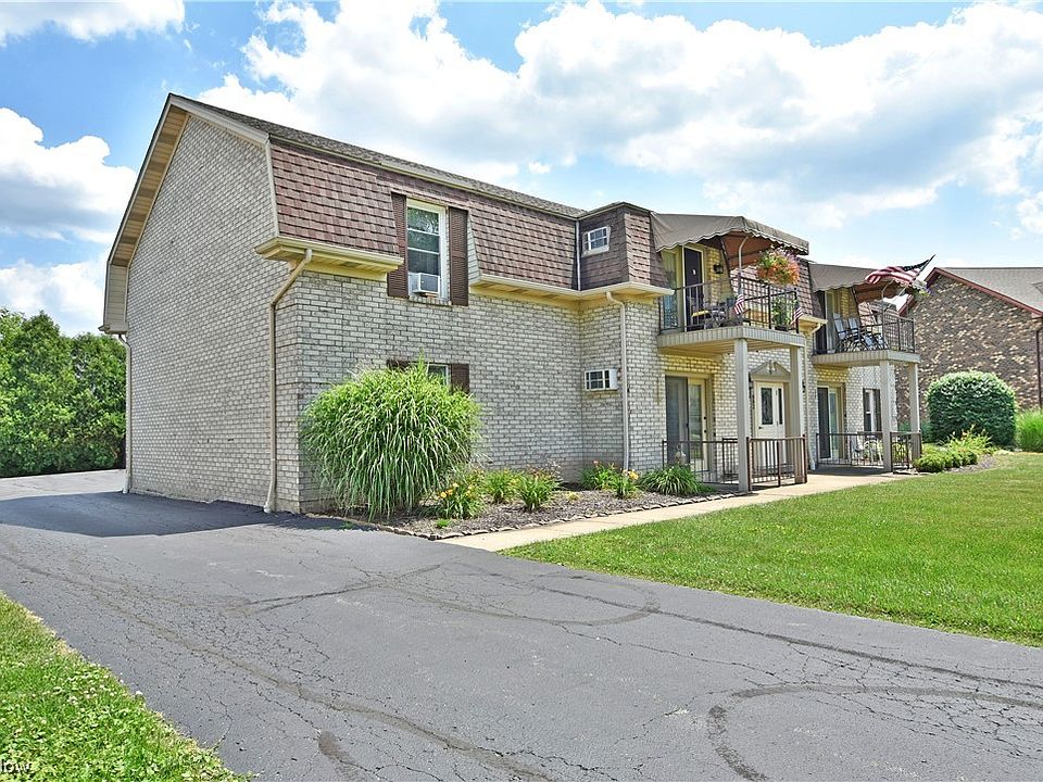 1st image of 882 Pearson Cir Unit 1