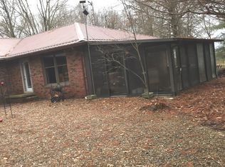 320 State Route 15, Albion, IL 62806