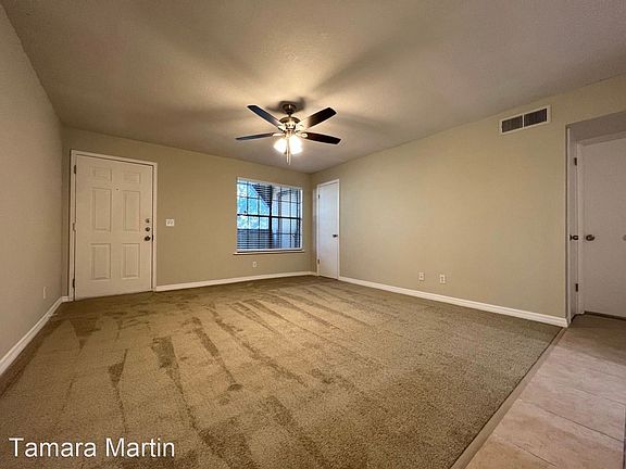4th image of 385 Woodside Dr Unit 202