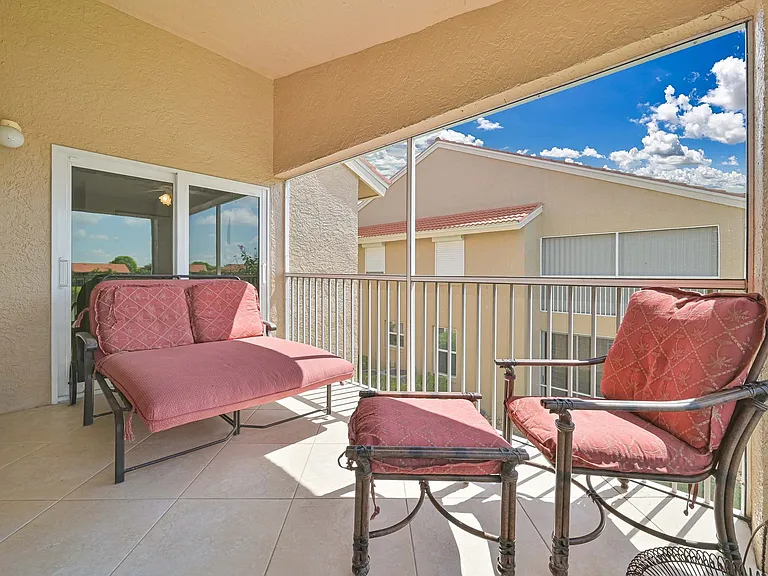 2600 Marshcreek Ln #201 — Photo 6