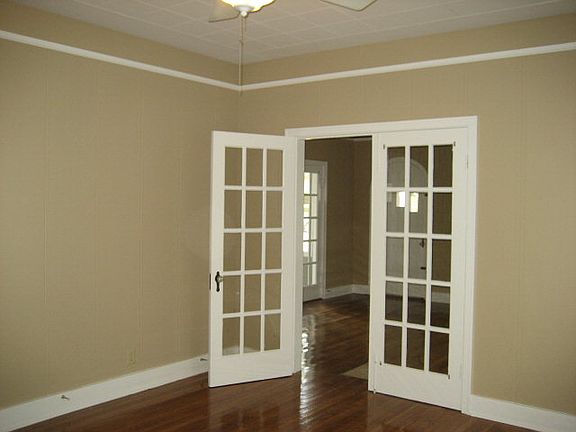 4th image of 3003 Drummond St