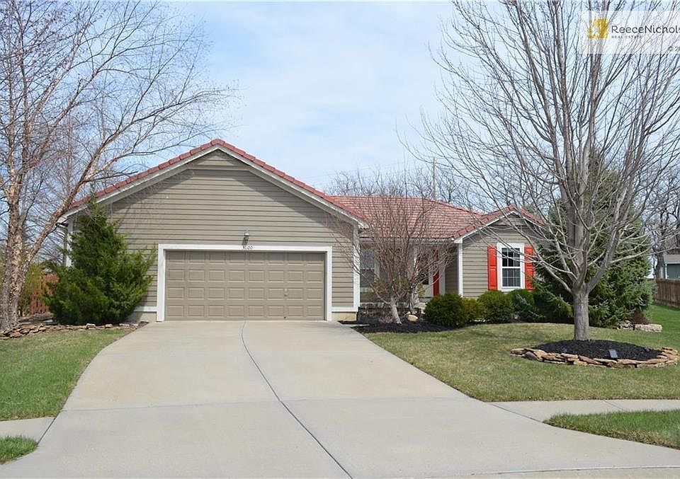 Welcome home to this super-clean, move-in ready ranch/reverse nestled on a park-like lot at the end of a double cul-de-sac.