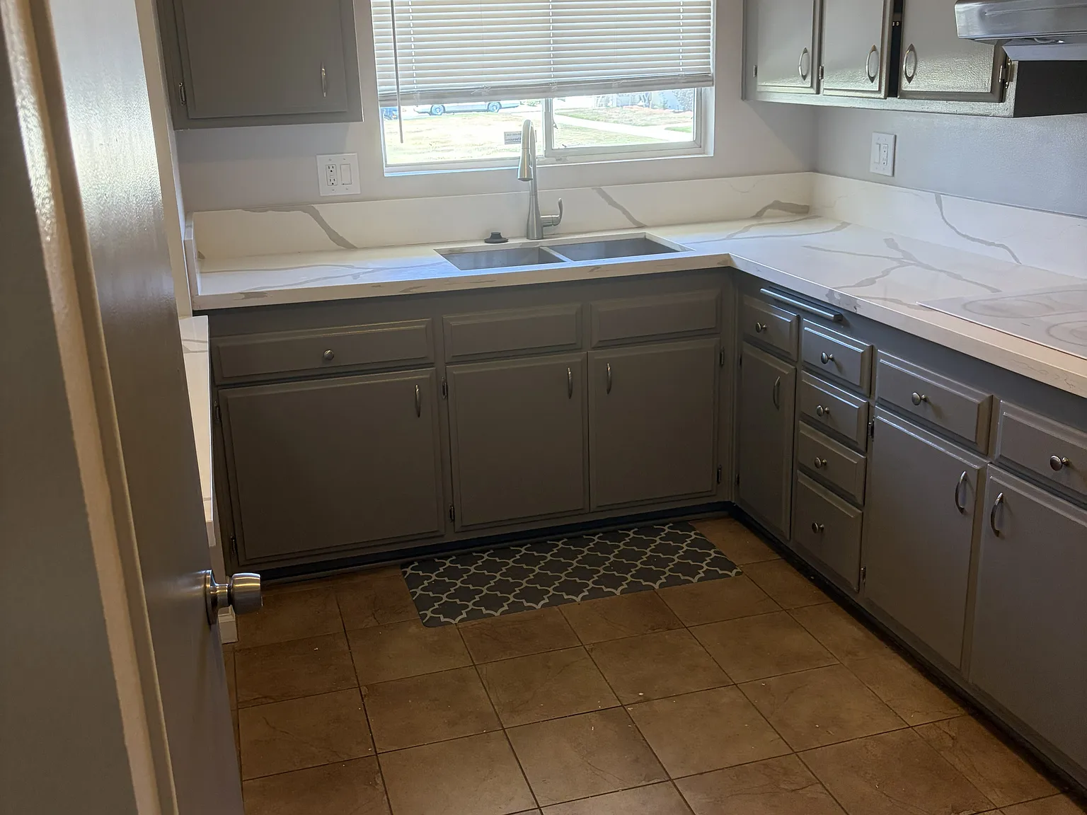 1 bed, 729 sqft, $1,700 — Photo 4