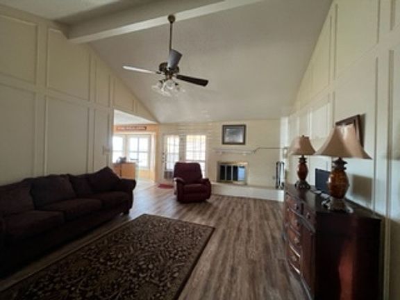 3rd image of 18 Haner Ct