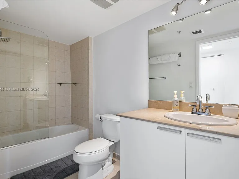 16699 Collins Ave #1604 — Photo 6