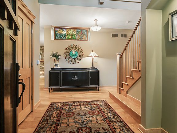 5th image of 3214 Westover Ln