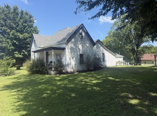 500 5th Ave E, Springfield, TN 37172