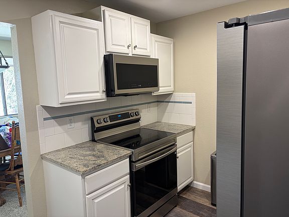 5th image of 600 Manhattan Dr APT C11