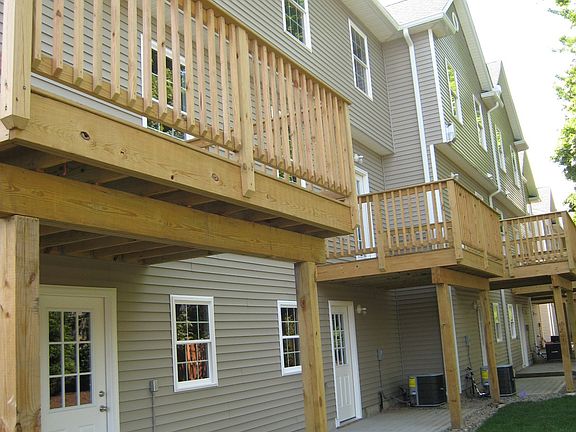 3rd image of 240 Greenwood Ave
