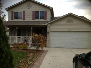 2777 Harrison Ave, Rochester Hills, MI 48307