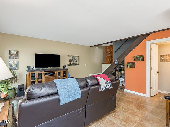 5th image of 4805 E Euclid Ave Unit 3