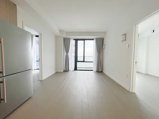 Rented by YouYork Management LLC | media 32