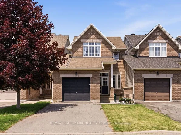 983 Markwick Cres, Ottawa, ON K4A 4X9