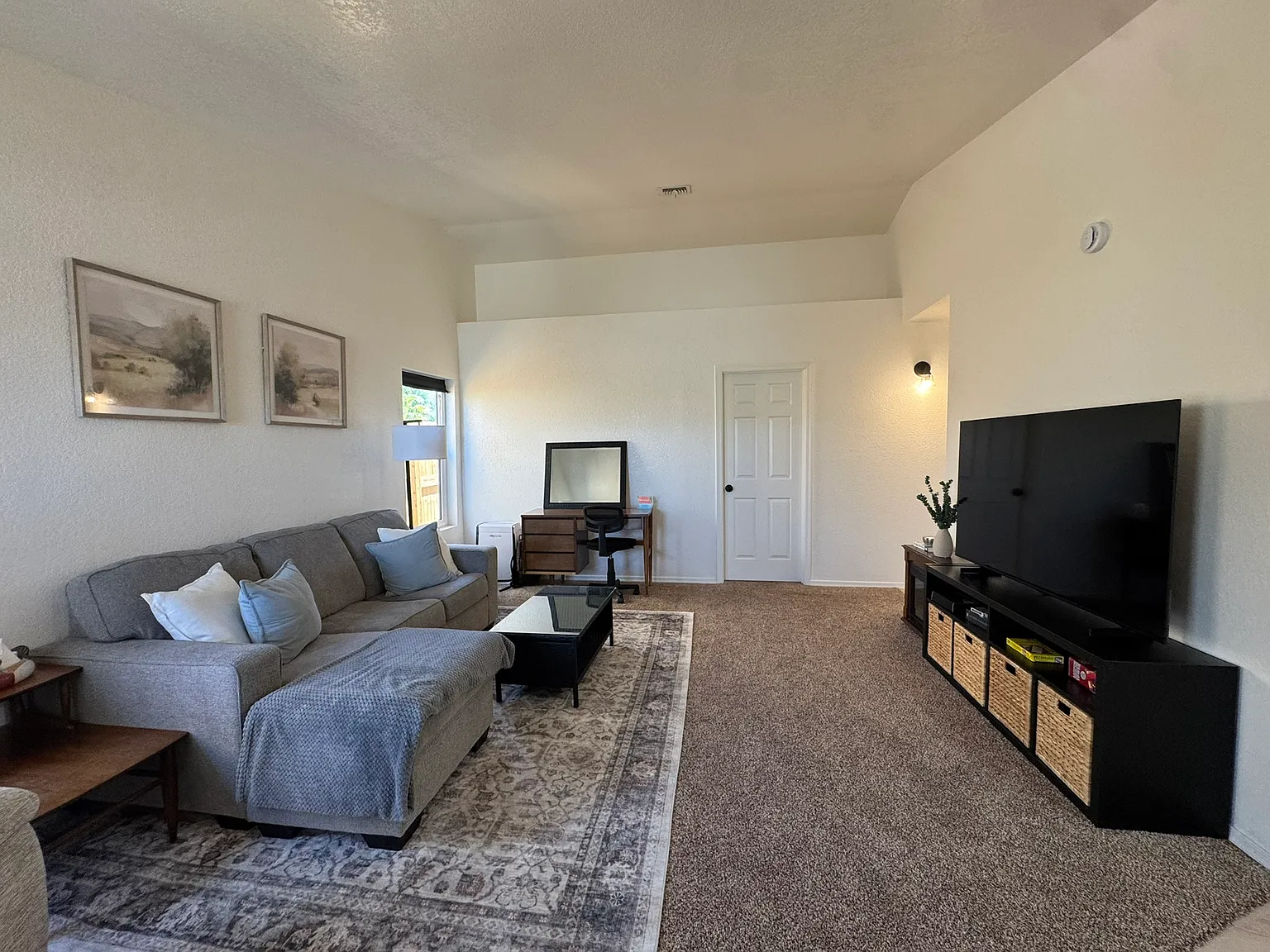 2 bed, 1080 sqft, $1,995 — Photo 4