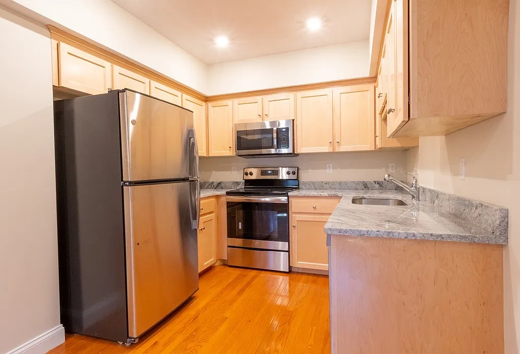 2 bed, 2.0 bath, 1112 sqft, $2,800 — Photo 3